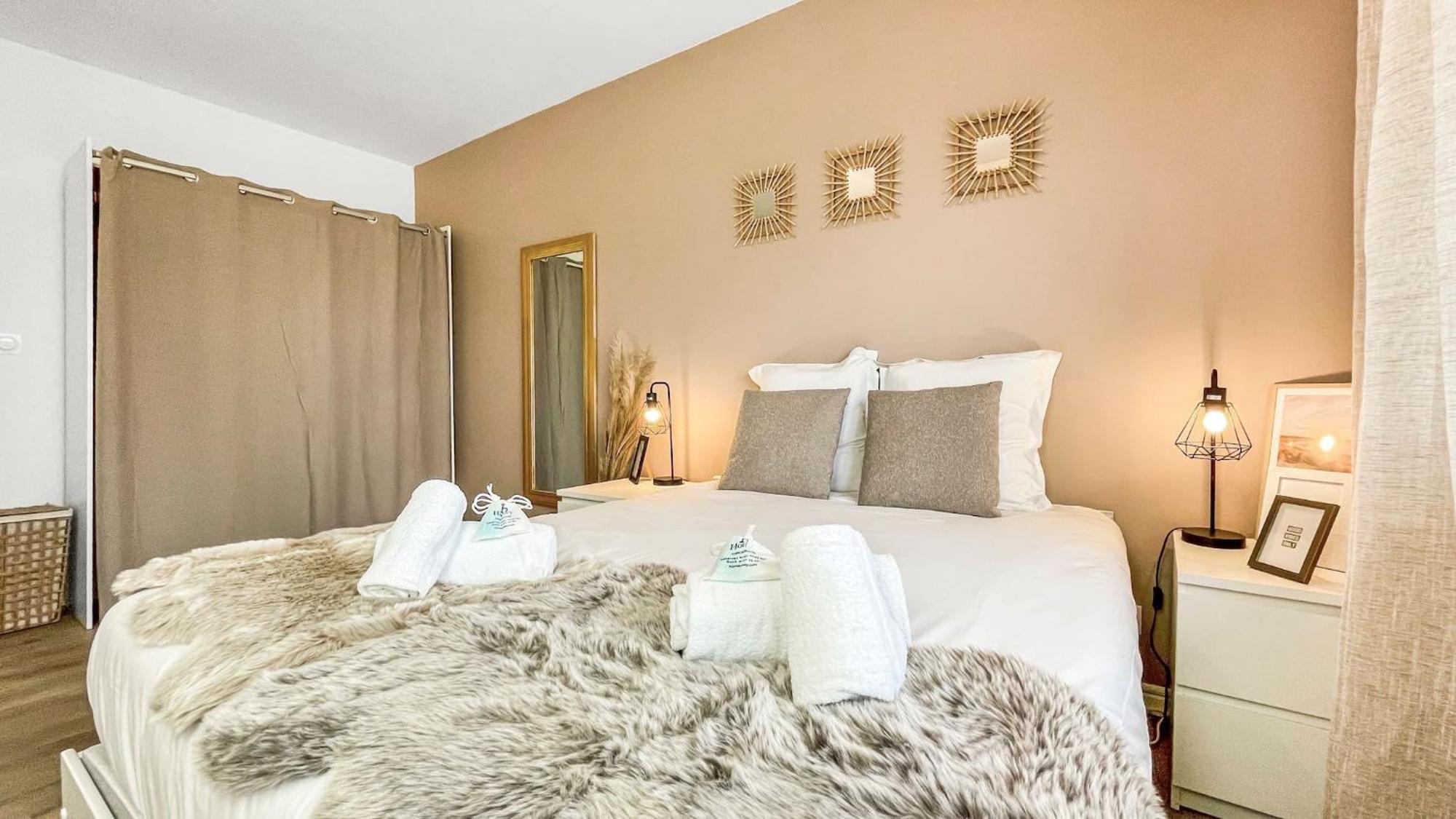 Homey La Coloc Mugi - Colocation Haut De Gamme - Chambres Privees - Balcon - Wifi Et Netflix - Proche Transports Commun Анмас Екстериор снимка