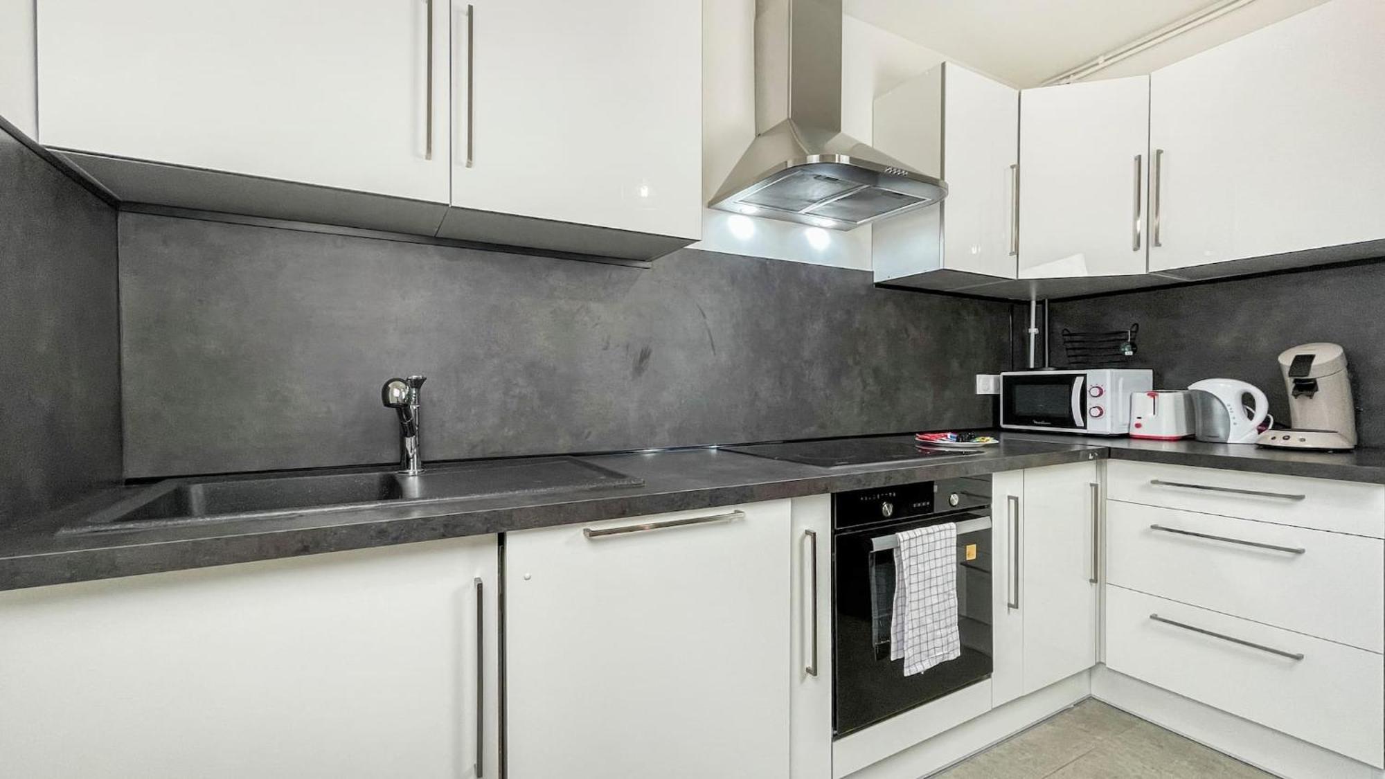 Homey La Coloc Mugi - Colocation Haut De Gamme - Chambres Privees - Balcon - Wifi Et Netflix - Proche Transports Commun Анмас Екстериор снимка